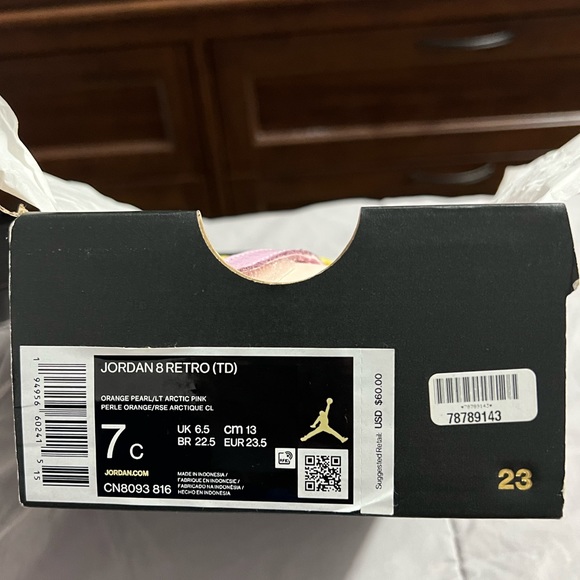 JORDAN 8 RETRO (TD)
ORANGE PEARL/LT ARCTIC PINK
PERLE ORANGE/RSE ARCTIQUE CL - Picture 2 of 8